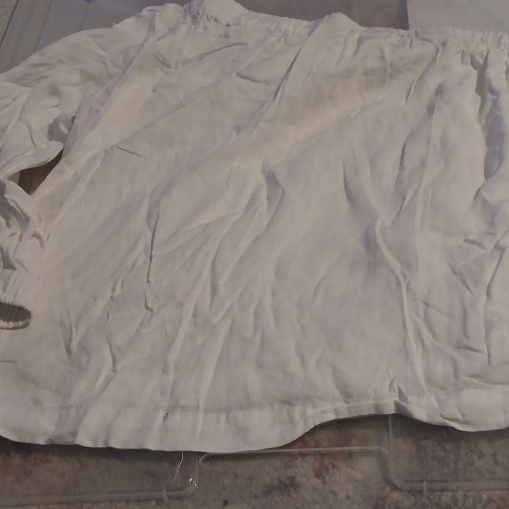 A white one arm shirt